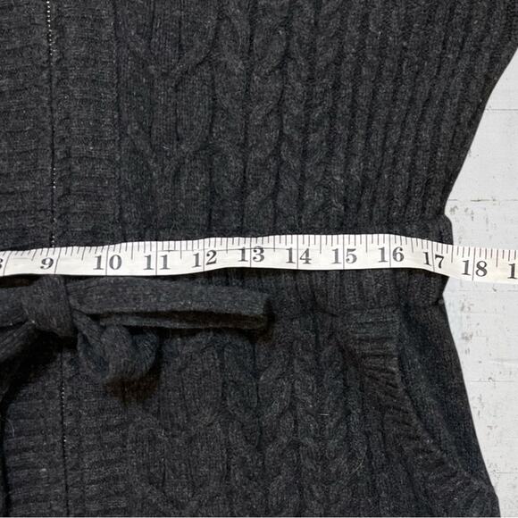 Woolrich Cable Knit Long Zipper Cardigan Faux Fur Trim Tie Waist Size XL - Picture 10 of 12